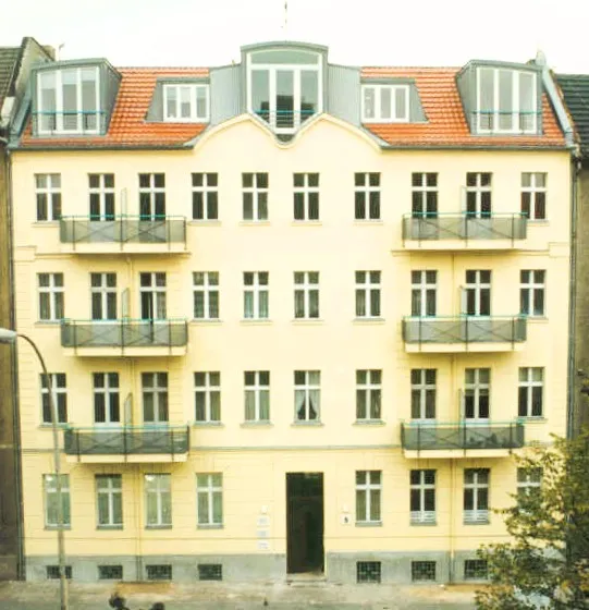 Sonniger Altbau in Lichtenberg — photo 1
